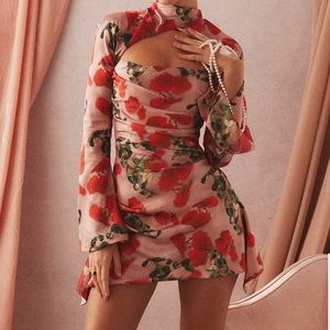 House of CB TOIRA Dress

ROSE PRINT DRAPED CORSET DRESS